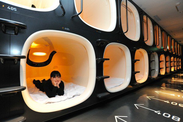 CCA student at 9h nine hours hotel in Kyoto while on their Kyoto Study Abroad