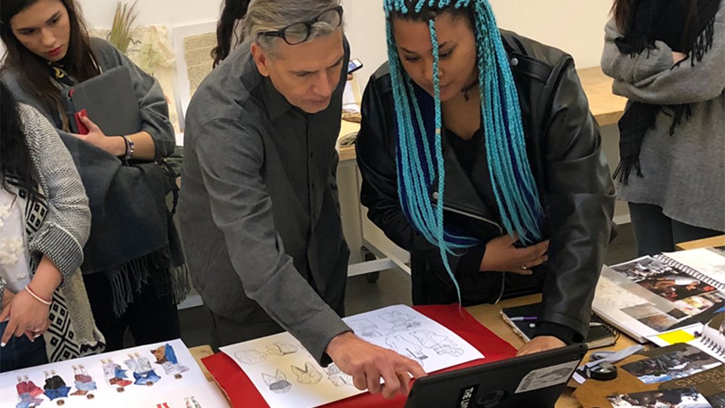 Joe Medved, Founder of Joe's BlackBook mentoring fashion design students.
