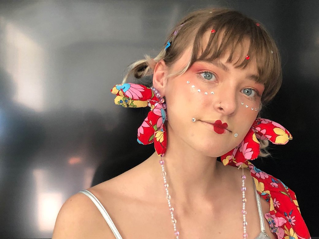 A female model poses at the 2019 Fashion show.